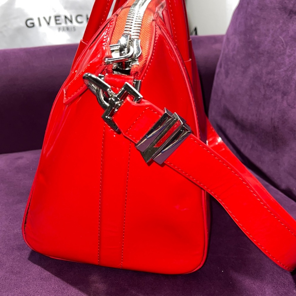 Sale🔥 Givenchy Antigona Glossy Red Leather 2 Way Shoulder Bag - Picture 10 of 10